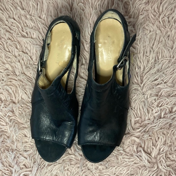 Nine West leather heels - Picture 6 of 7